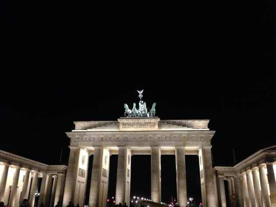 Brandenburgertor bei Nacht in Berlin